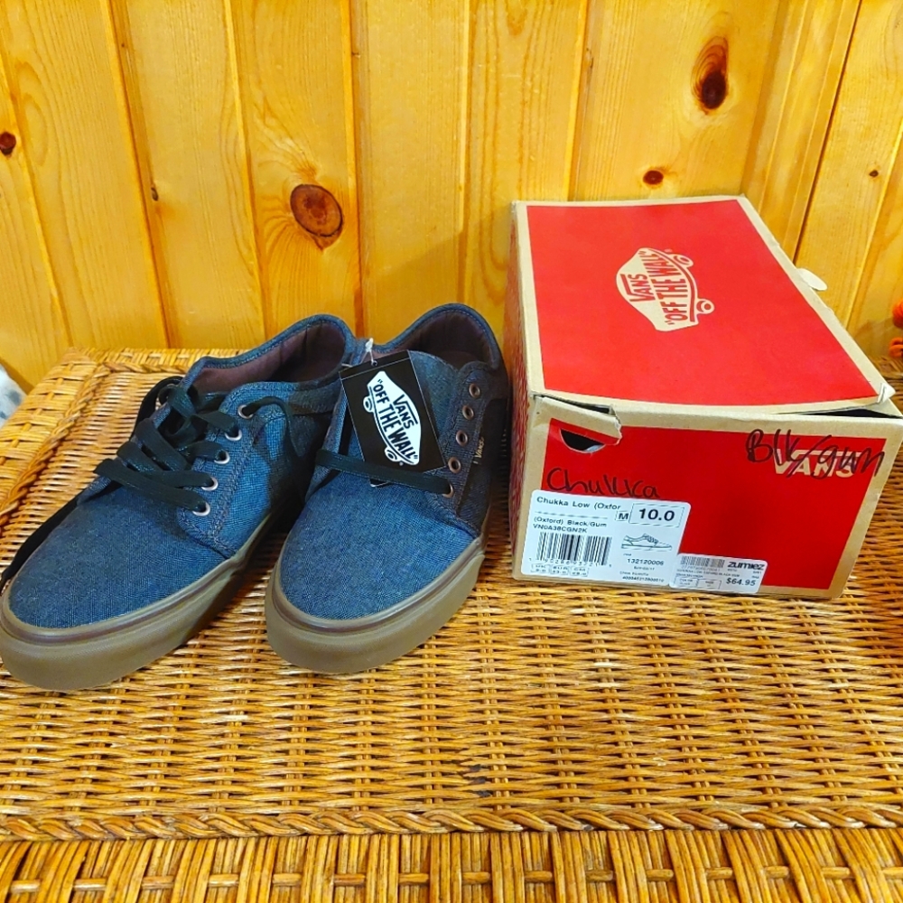 Vans Chukka Low shoes, mens 10, Oxford/black/gum, NWT